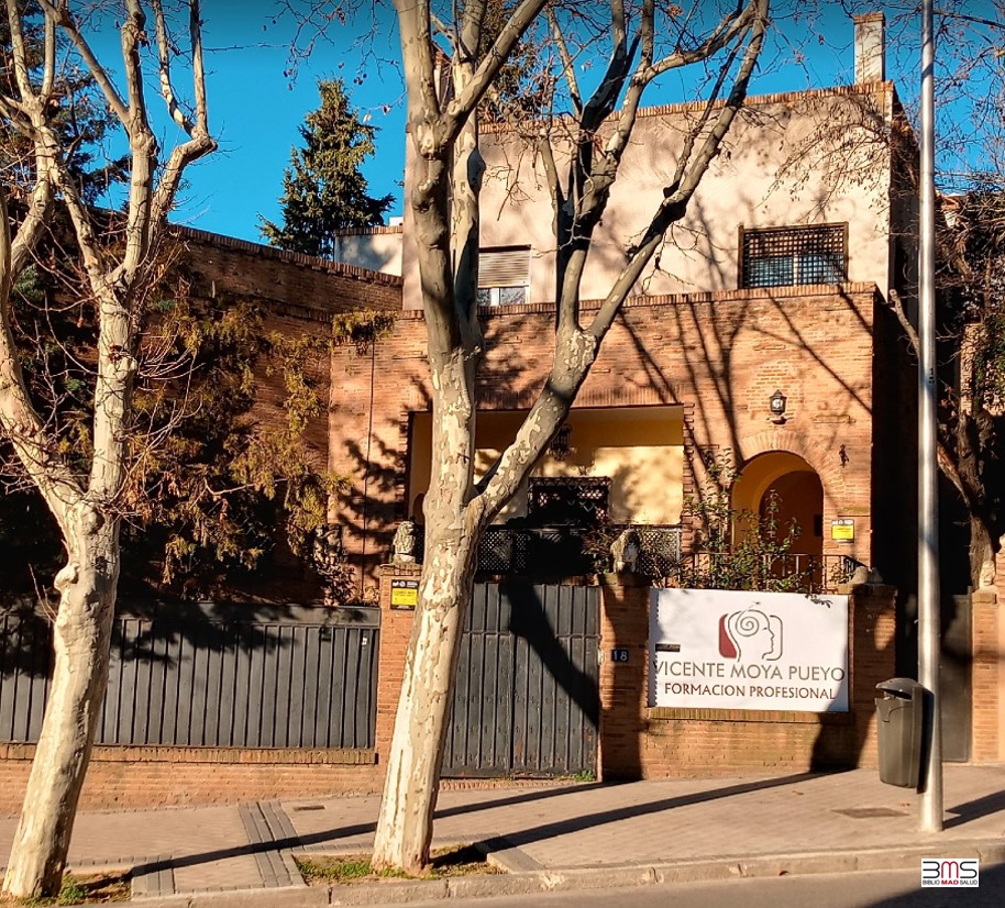 #CallejeandoBMS – CENTRO DE FORMACIÓN PROFESIONAL VICENTE MOYA PUEYO. Madrid. Vicente Moya Pueyo (1933-2010). Médico, catedrático de medicina legal y decano de la Facultad de Medicina de la UCM bit.ly/3mM6Wle #ToponimosMedicina pin.it/4bEsiMU