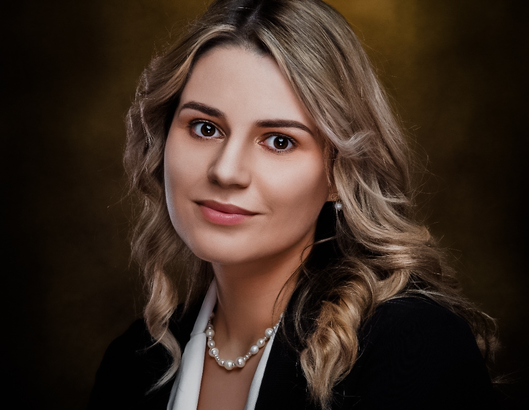 atlanticrep's tweet image. We are excited to welcome Genevieve Crowell as the new Campaign Director for the @atlanticrep future home, the Courthouse Stage!  Genevieve has a Bachelor of Arts with Hons from @UNB and a Master of Arts from @queensu. Welcome aboard!