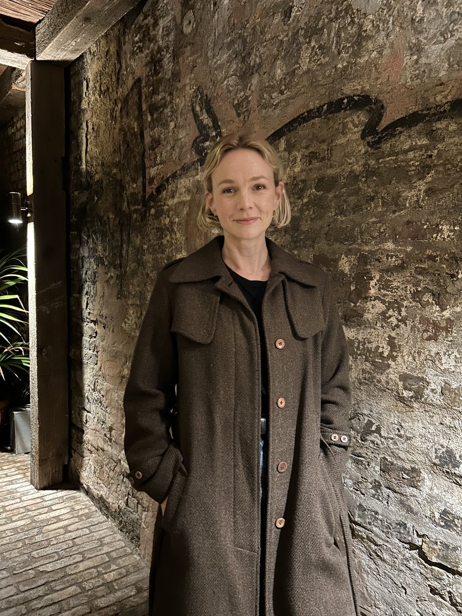 Sally Sparrow’s coat has been added to the #GatheringforGood auction, as worn by #CareyMulligan in the Doctor Who episode Blink! And here she is, wearing it again. Weeping Angels, weep your last - she's back on the case! Bid on this bit.ly/3U2ekK5