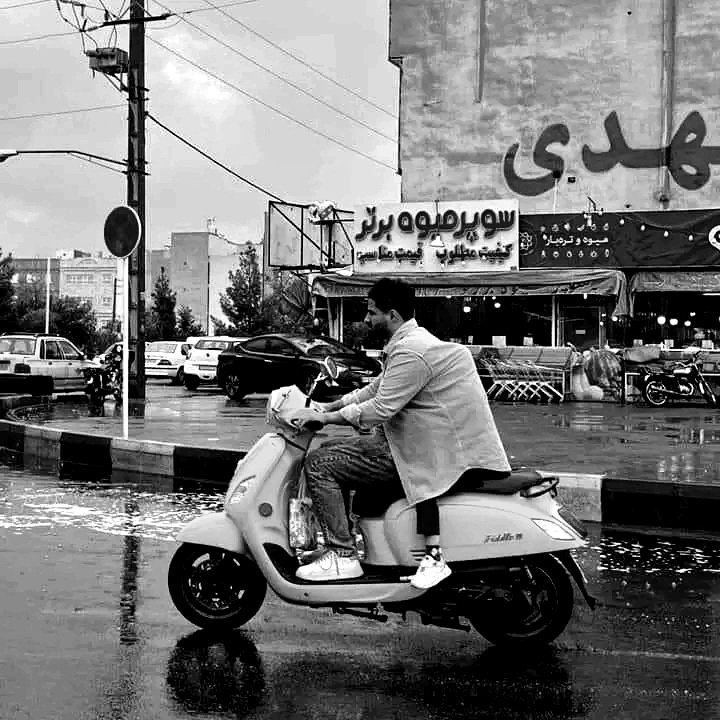 عندما يموت الاب ، ستخوض حروب الحياة بلا قائد . .