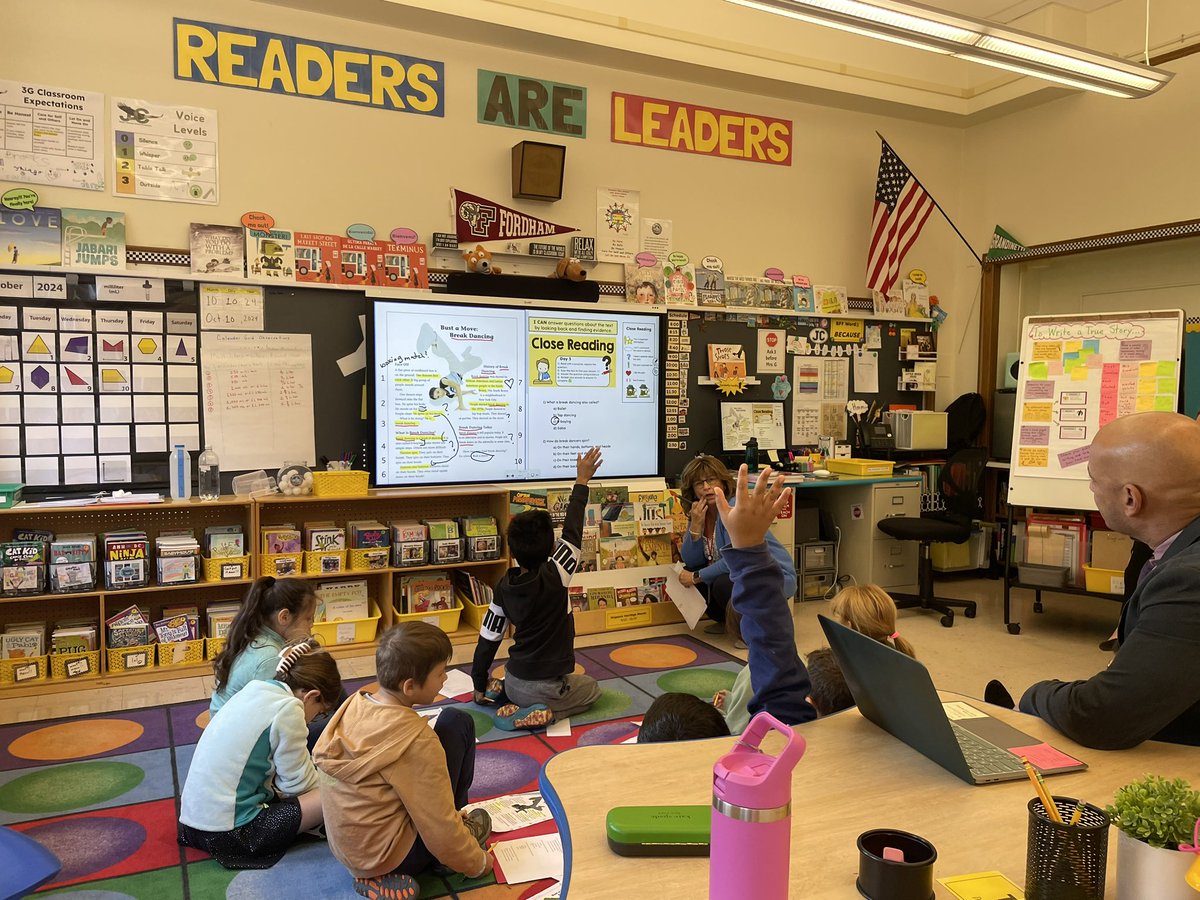 Observing close reading instruction at JC this morning w Principal Calderon &amp; <a href="/GreenwichPSELA/">Kimberly Paladino</a>