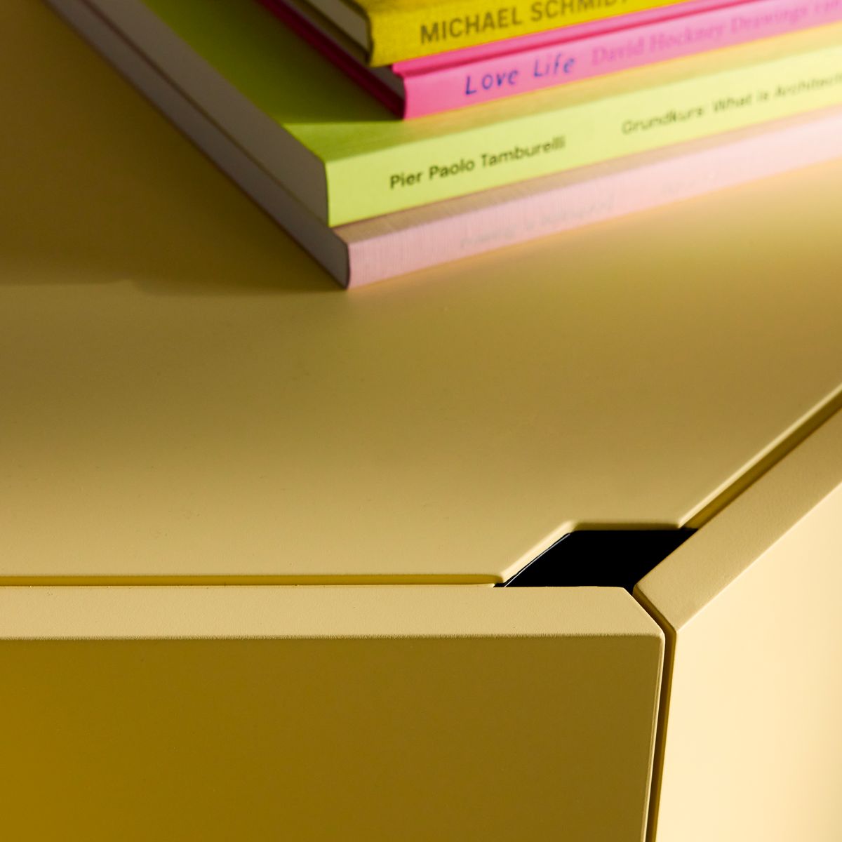 A touch of contemporary elegance and an engaging sensory dining experience are all we need, right?