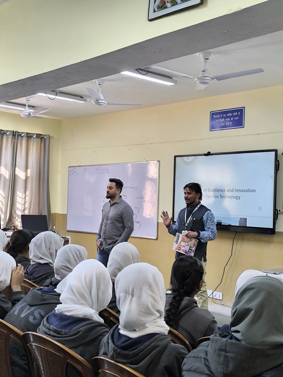 NIFTSRINAGAR1's tweet photo. Insightful Awareness Session on Fashion, Design, NIFT &amp; Career Opportunities conducted at Kendriya Vidyalaya, Kargil by NIFT Srinagar, led by Mr. Shashi Ranjan &amp; Mr. Javed Jamal, Asst. Professors, NIFT Srinagar.

@TexMinIndia @lg_ladakh @DIPR_Kargil @dc_Kgl @NIFT_HO https://t.co/o7Y1F3T1qN