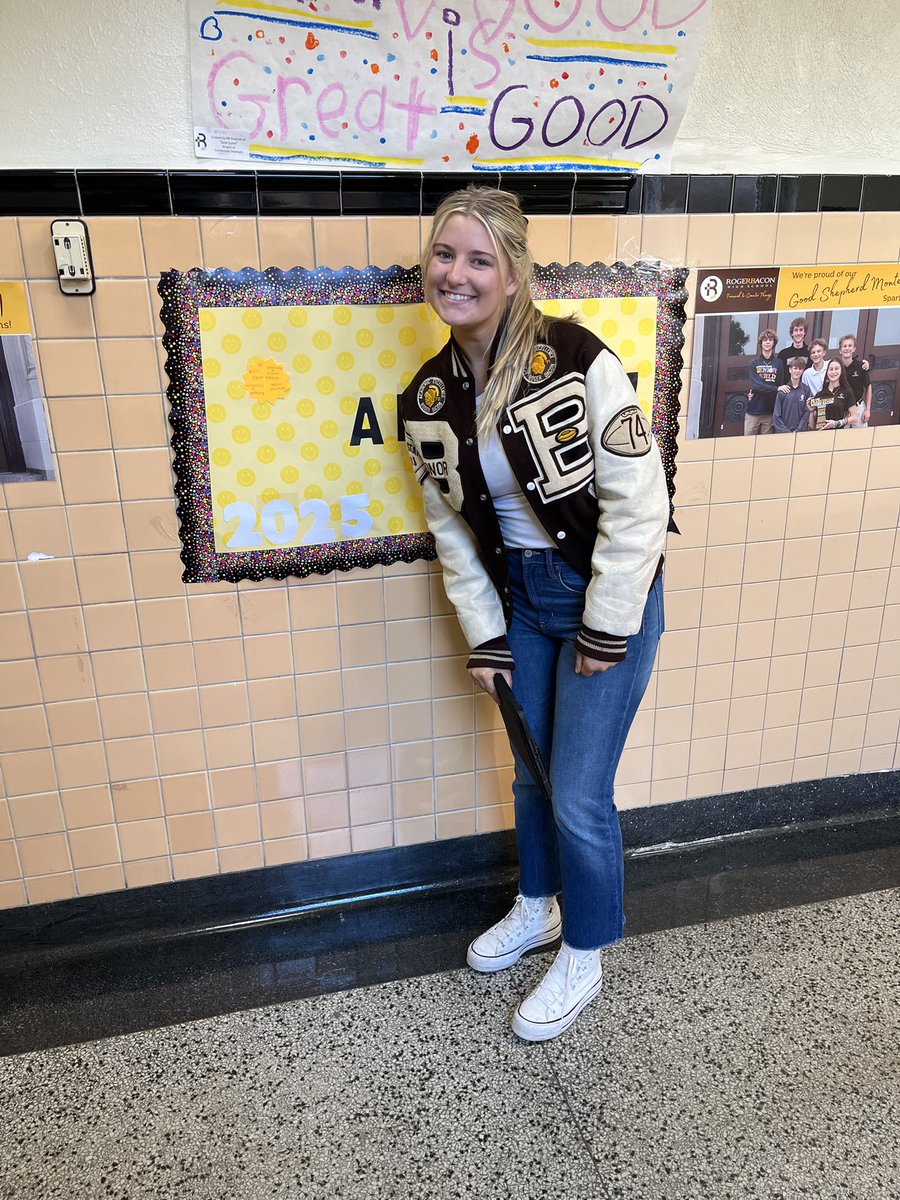 Congratulations to Claire on submitting her college applications 🎉🎉