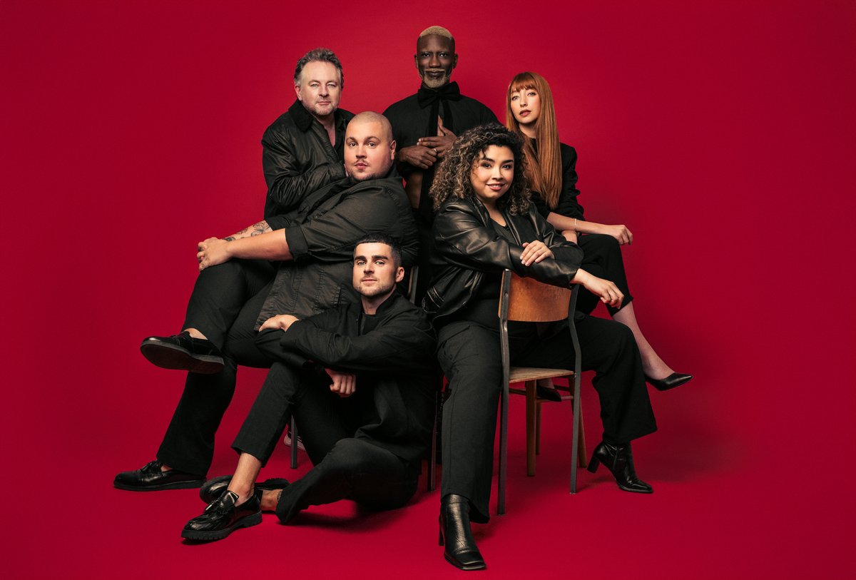 NEWS: Full cast announced for UK &amp; Ireland tour of Kinky Boots! 👢✨

Directed by <a href="/NikolaiFoster/">NIKOLAI FOSTER</a>, the production will kick off at <a href="/CurveLeicester/">Curve</a> from January 2025.

🔗: tinyurl.com/53tx79v4