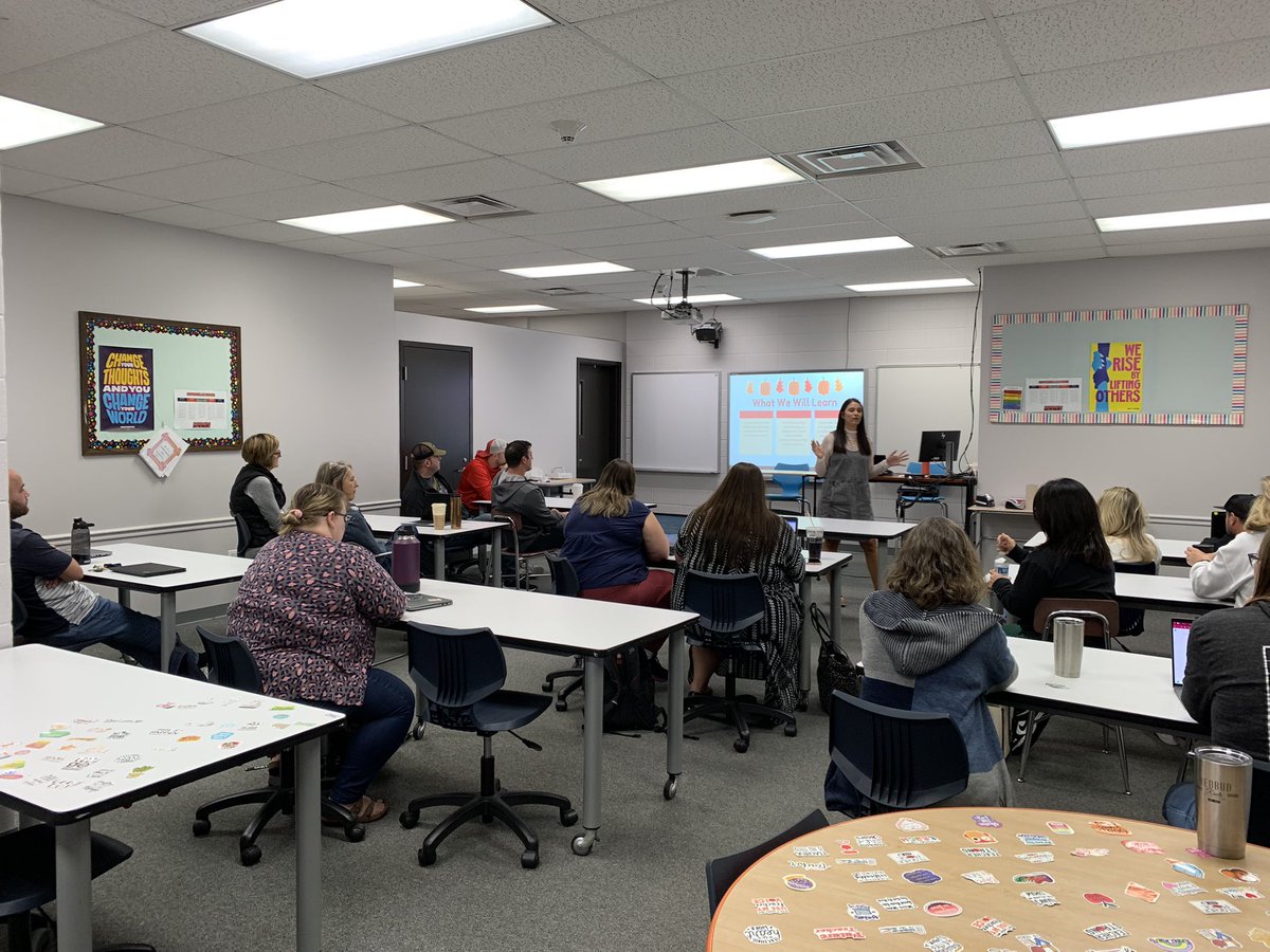 Learning on career pathways and endorsement programs in @naperville203 with Jessica Freed (NCHS rockstar LSC) for <a href="/NCHSOFFICIAL/">Naperville Central</a> &amp; <a href="/wachtel_NNHS/">Jay Wachtel - NNHS</a> Special Education teachers this morning! Incredible opportunities for kids! Thank you for sharing your expertise, Jessica!! #elevate203
