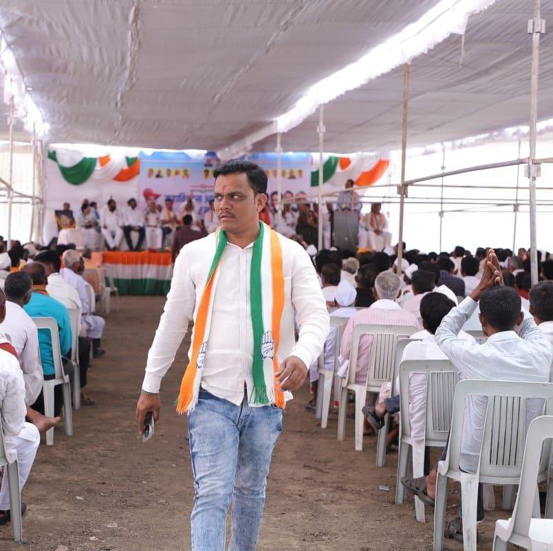 VitthalSpeak's tweet photo. भारतीय युवक काँग्रेस पक्षाच्या सोशल मिडिया राज्य समन्वयक पदी रामजी गोरड यांची निवड !
 अभिनंदन रामजी !✌️💐
@ram_gorad https://t.co/ALu3Q6PjcP