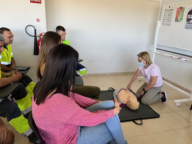 Comaigua (@comaigua) on Twitter photo 💪 Gràcies a <a href="/quironPREV/">Quirónprevención</a> per la seva excel·lent formació! Estem més preparats que mai! 🚑 #ODS8 #SST 💪 Gràcies a <a href="/quironPREV/">Quirónprevención</a> per la seva excel·lent formació! Estem més preparats que mai! 🚑 #ODS8 #SST
