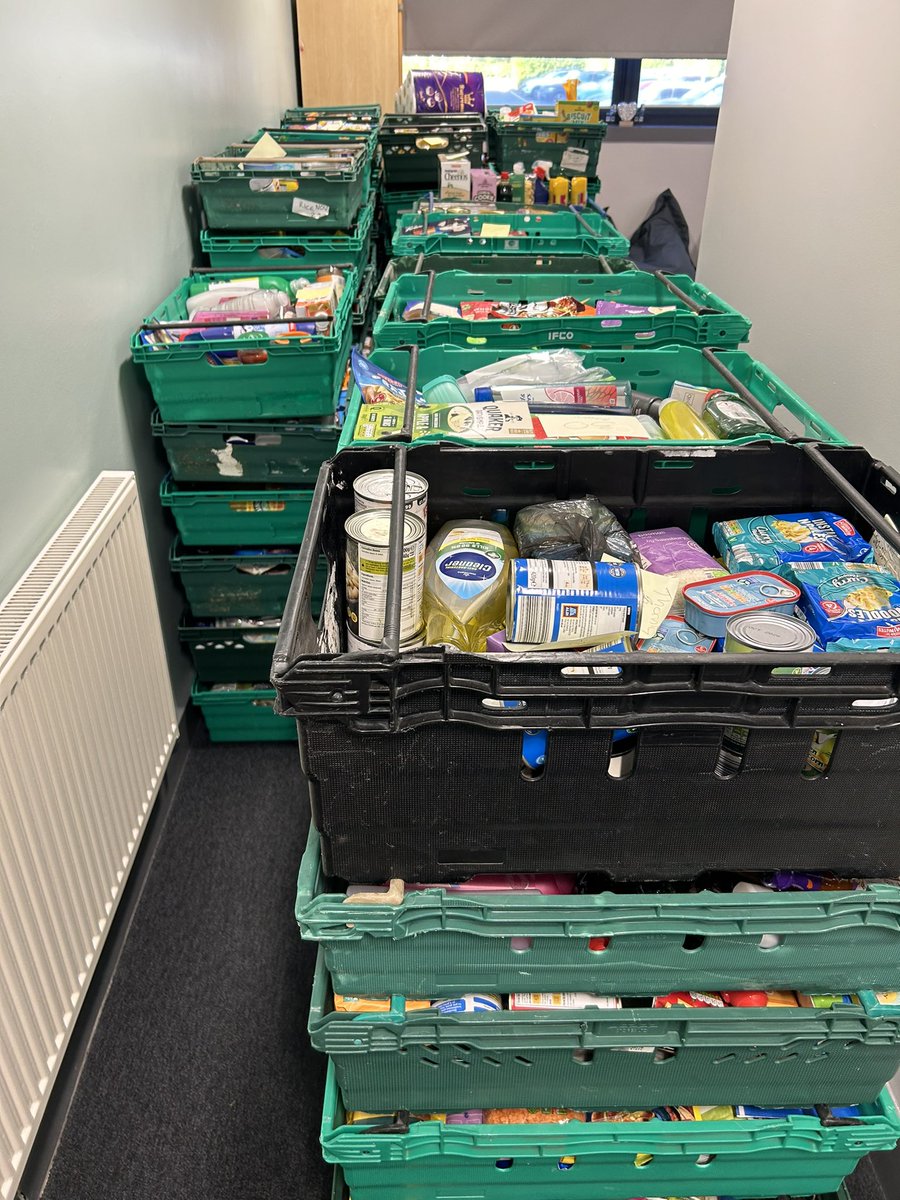 Thank you <a href="/Paisley_Grammar/">Paisley Grammar School</a> <a href="/theparkmains/">Park Mains High</a> @GlenifferHigh  amazing collection for <a href="/Ren_Foodbank/">Renfrewshire Foodbank</a>  with thanks to City Gate Construction with supporting with uplifts this year.