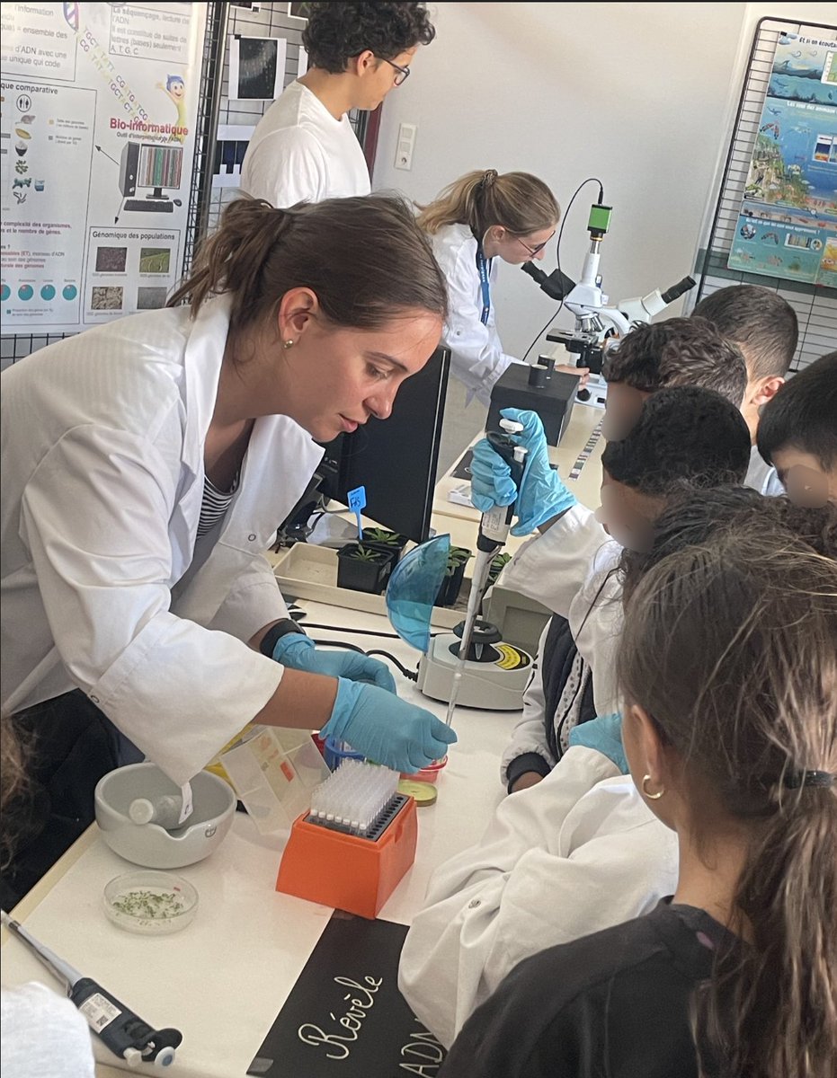 <a href="/LGDP_Perpignan/">LGDP</a> est à la Fête de la Science 2024 #FDS2024 à l'Université de Perpignan <a href="/upvd1/">Université Perpignan</a>.
Venez visiter notre stand "PlantAdapt" !
Nous vous ferons découvrir comment les plantes s’adaptent à leur environnment. Un atelier qui lui aussi s’adapte aux petits et aux grands!