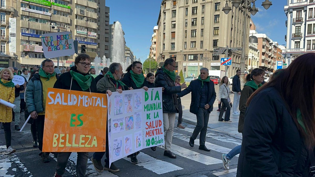 saludmentalleon's tweet photo. 𝐋𝐞𝐨́𝐧 𝐬𝐞 𝐦𝐚𝐧𝐢𝐟𝐢𝐞𝐬𝐭𝐚 𝐩𝐨𝐫 𝐥𝐚 𝐬𝐚𝐥𝐮𝐝 𝐦𝐞𝐧𝐭𝐚𝐥 𝐲 𝐞𝐥 𝐭𝐫𝐚𝐛𝐚𝐣𝐨 𝐞𝐧 𝐞𝐥 𝐃𝐢́𝐚 𝐌𝐮𝐧𝐝𝐢𝐚𝐥 𝐝𝐞 𝐥𝐚 𝐒𝐚𝐥𝐮𝐝 𝐌𝐞𝐧𝐭𝐚𝐥 𝟐𝟎𝟐𝟒   “Trabajo y Salud Mental, un vínculo fundamental” Una iniciativa de  #CreACCionMental #SaludMental https://t.co/btrsfK4zFo