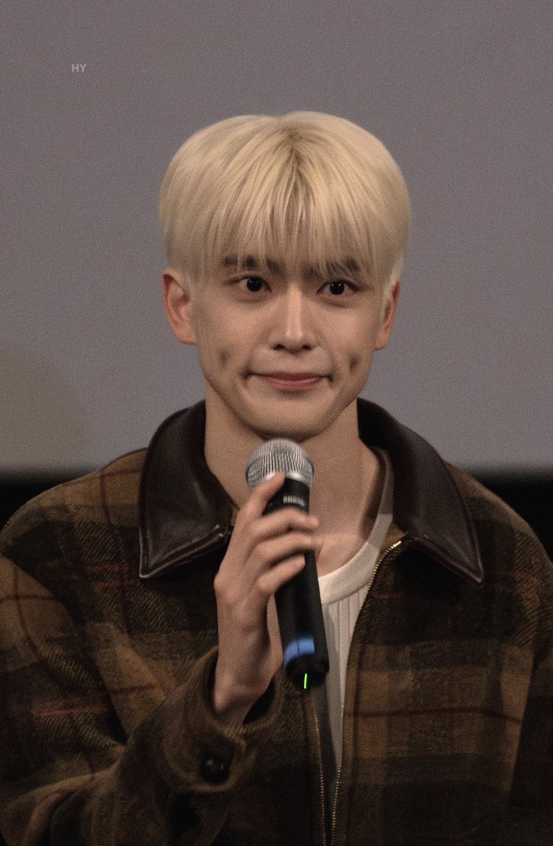 fullsunkings's tweet photo. 241010 재현 무대인사 부천
보조개 정상영업중 👍
이번에도 친구가 찍어줬어요😭
#재현 #JAEHYUN 
#6시간후너는죽는다 
#YouWillDiein6Hours https://t.co/aDGRS6ojyv