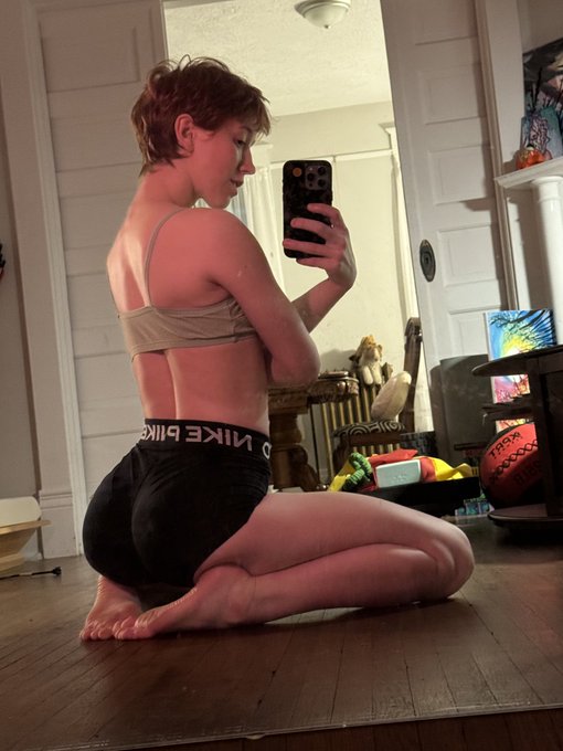 1 pic. on////off (v2) https://t.co/BRvx99JZCF