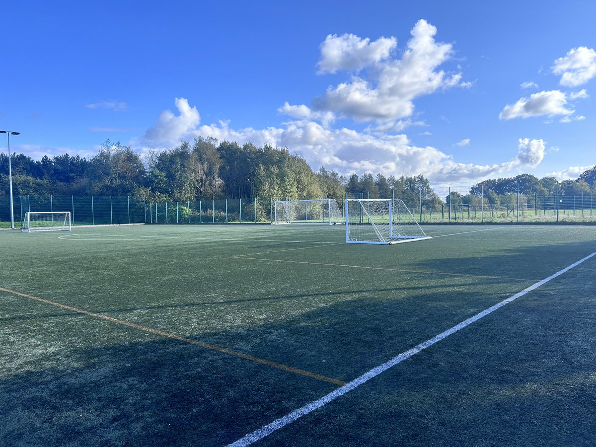Lovely afternoon for some Lancashire schools football ! ⚽️ 🌹