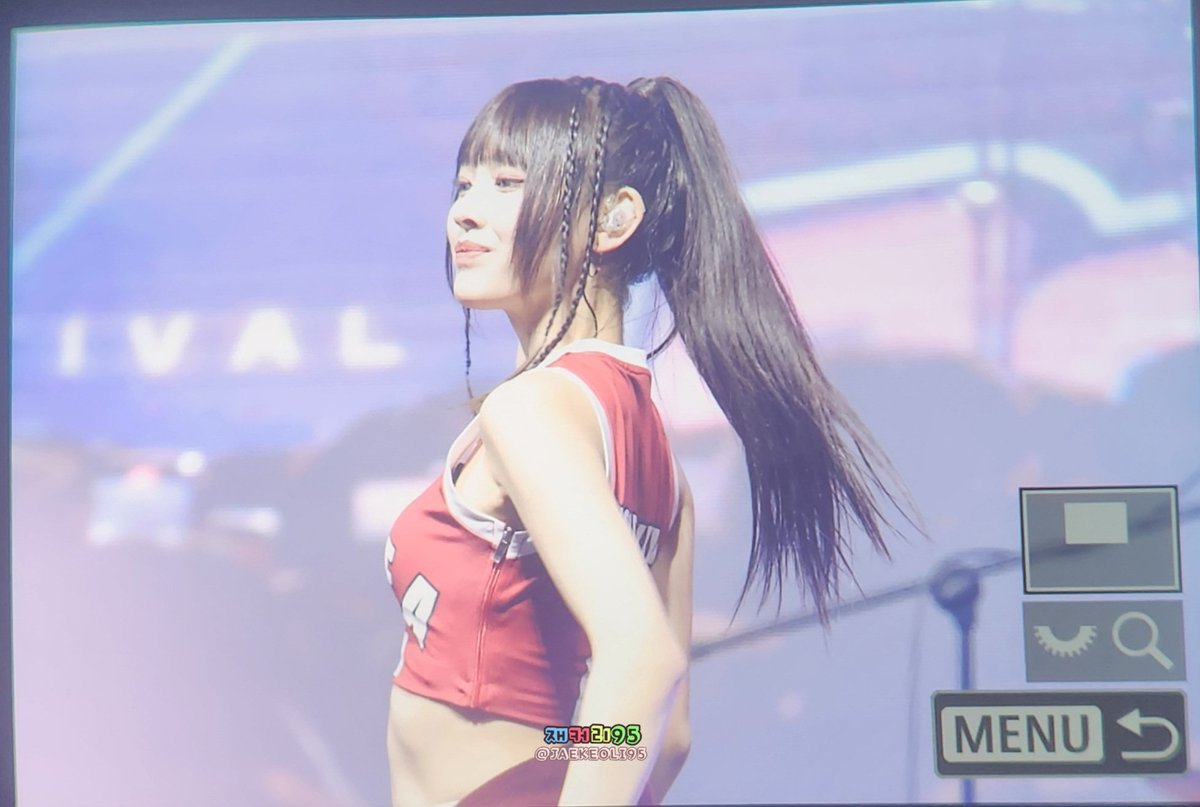 jaekeoli95's tweet photo. 241010 고려대 리센느 프리뷰
#RESCENE #Minami #리센느 #미나미 https://t.co/m2H1Bdf0gJ