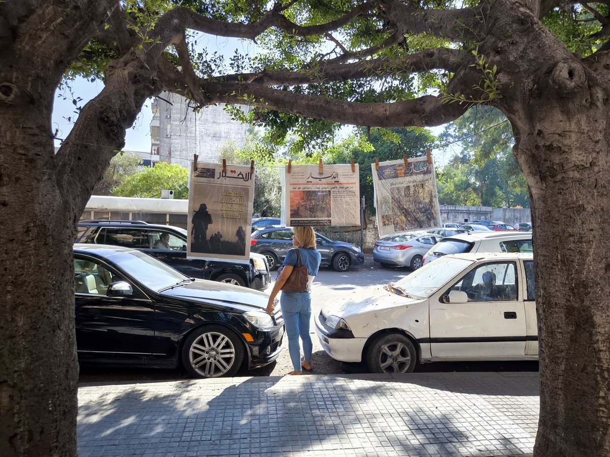 isaacjmartin's tweet image. Una de las víctimas en una guerra es la cultura. Pero en la del Líbano, también se puede usar para intentar superar las traumas, una nueva misión que tienen las librerías en Beirut.

Para @EFEnoticias con @anna_ohan desde Beirut

🎥youtube.com/watch?v=tGlv-H…
