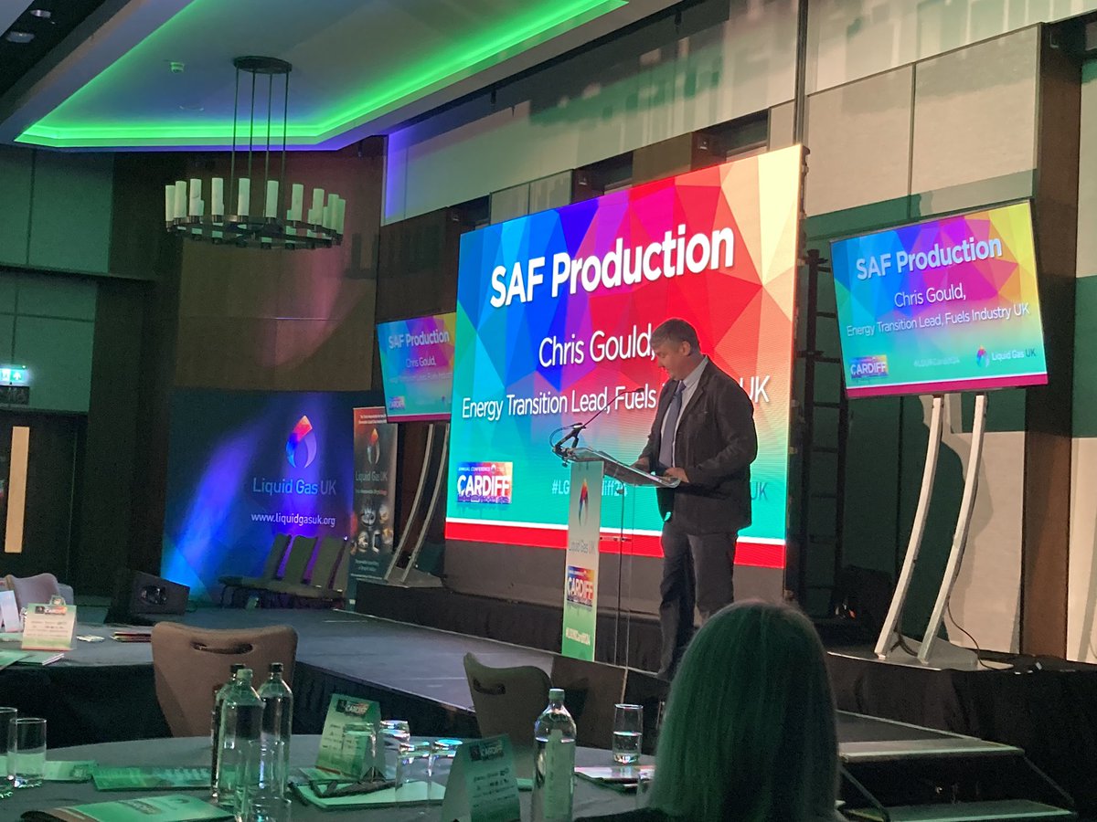 LiquidGasUK's tweet image. Fascinating session from Chris Gould from Fuels Industry UK - giving his expert insights on SAF Production &amp;amp; the future of energy transition &amp;amp; sector transformation. #renewableliquidgas #LGUKCardiff24 #SAFProduction
