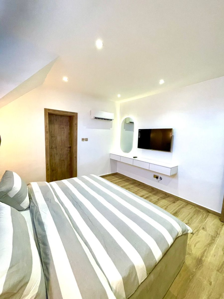 RentAnything tweet media