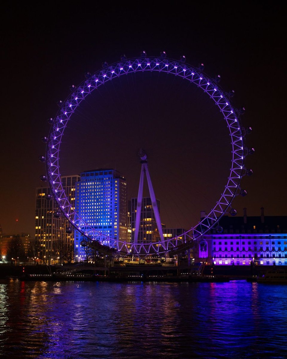 TheLondonEye's tweet photo. We’re proud to light up purple tonight to support #WorldMentalHealthDay.

We’re proud to light up The https://t.co/fk58OiXQha London Eye in solidarity with other landmarks around the world, to show our commitment to ending the stigma of mental illness 🙏 https://t.co/TihfcAOnUS