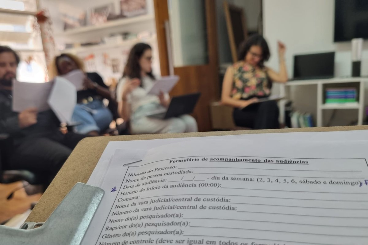 apt_geneva's tweet image. .@APT, @IDDD &amp;amp; researchers from universities in #Brazil are joining forces to observe detention control hearings. We're pleased to partner with a qualified and enthusiastic network of civil society observers to conduct the monitoring of state courts' practices &amp;amp; foster changes.📷