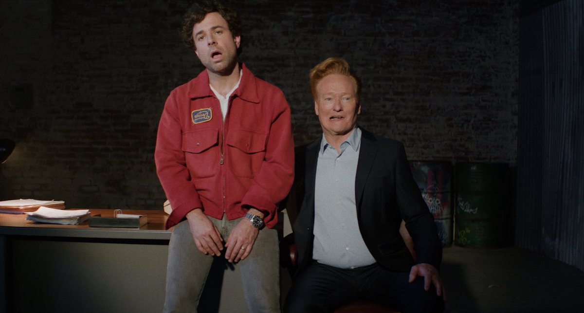 Spicy new video for our song Mister Los Angeles is out today featuring the one and only <a href="/TeamCoco/">Team Coco</a> ! Directed by two of my favorite people on the planet, the masters Adam Nee and Aaron Nee. Go watch the exclusive debut of the video at <a href="/people/">People</a> 📹🌟

people.com/dawes-mr-los-a…