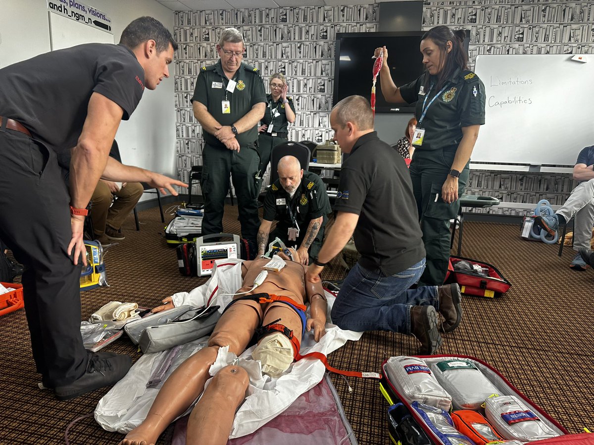 Mollie (@boneeeym) on Twitter photo HOTT Resus breakout session at #SWTNConference2024 feat. <a href="/EmrtsWales/">EMRTS Wales</a> and <a href="/WelshAmbulance/">Welsh Ambulance</a> #teamWAST 🩸🚑 🚁 HOTT Resus breakout session at #SWTNConference2024 feat. <a href="/EmrtsWales/">EMRTS Wales</a> and <a href="/WelshAmbulance/">Welsh Ambulance</a> #teamWAST 🩸🚑 🚁