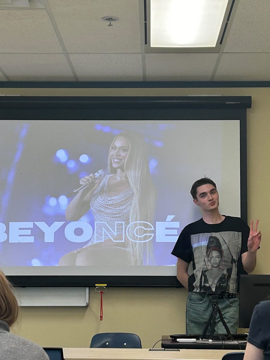 will ★ ▹ tweet media