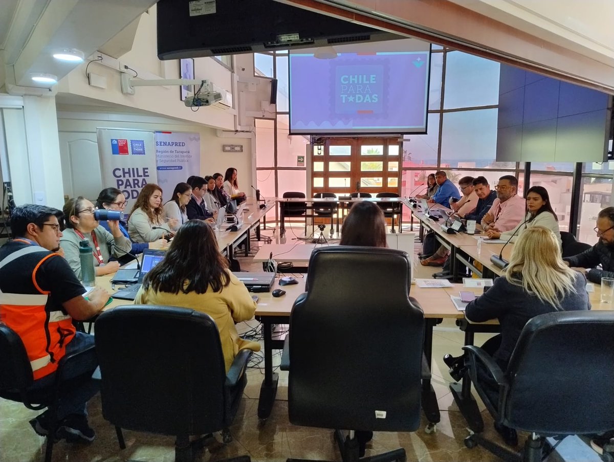 Directora Regional de #SENPREDTarapacá participó en primera mesa de trabajo de ''Género en la Gestión del Riesgo de Desastres'', junto con autoridades, tales como: <a href="/DPRTarapaca/">Delegación Presidencial Regional de Tarapacá</a>, Seremi de salud, Seremi de la mujer, OIM, <a href="/InjuvChile/">INJUV Chile</a> y encargados de emergencia comunales .