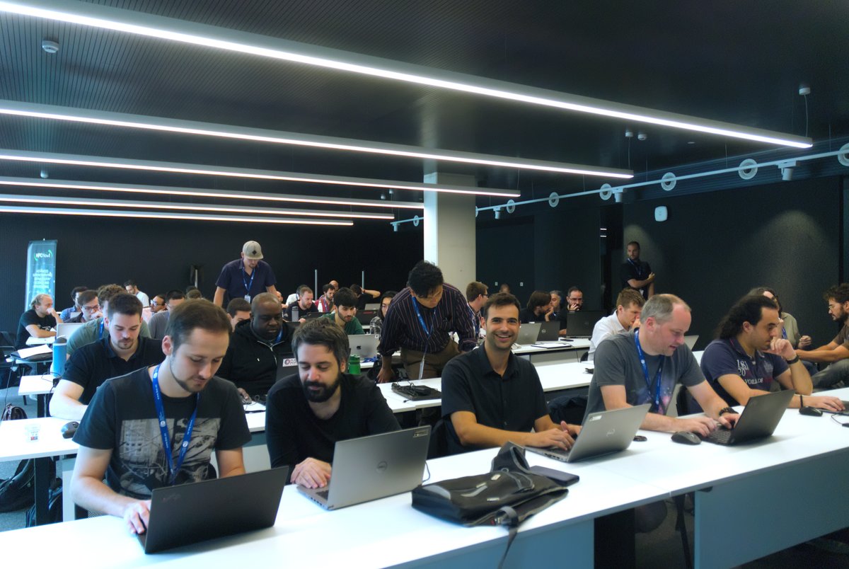esiwace's tweet photo. Deployment of the #HPCW developed within #ESiWACE3 at #MN5 during the #MNHack24 @BSC_CNS 🤩💻
🔍Do you want to learn more about #HPCW?
🕸️Check our dedicated site: https://t.co/euWRs7hcgJ
📥Or contact us: esiwace3-communication@bsc.es https://t.co/Fpnb7SPvaE