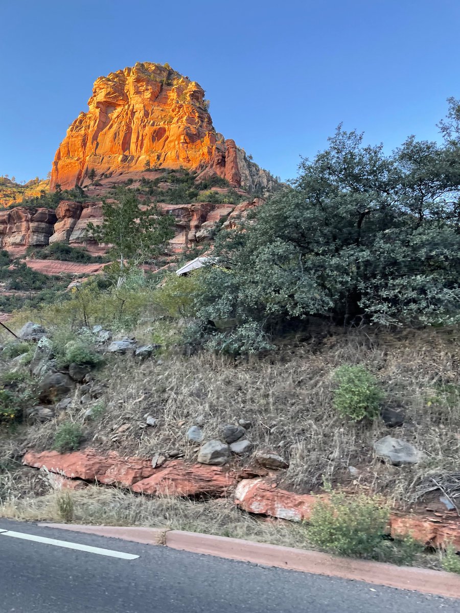 GolsonCharles's tweet photo. Good morning from #Sedona.  Have a good day. https://t.co/JabodT4AIB