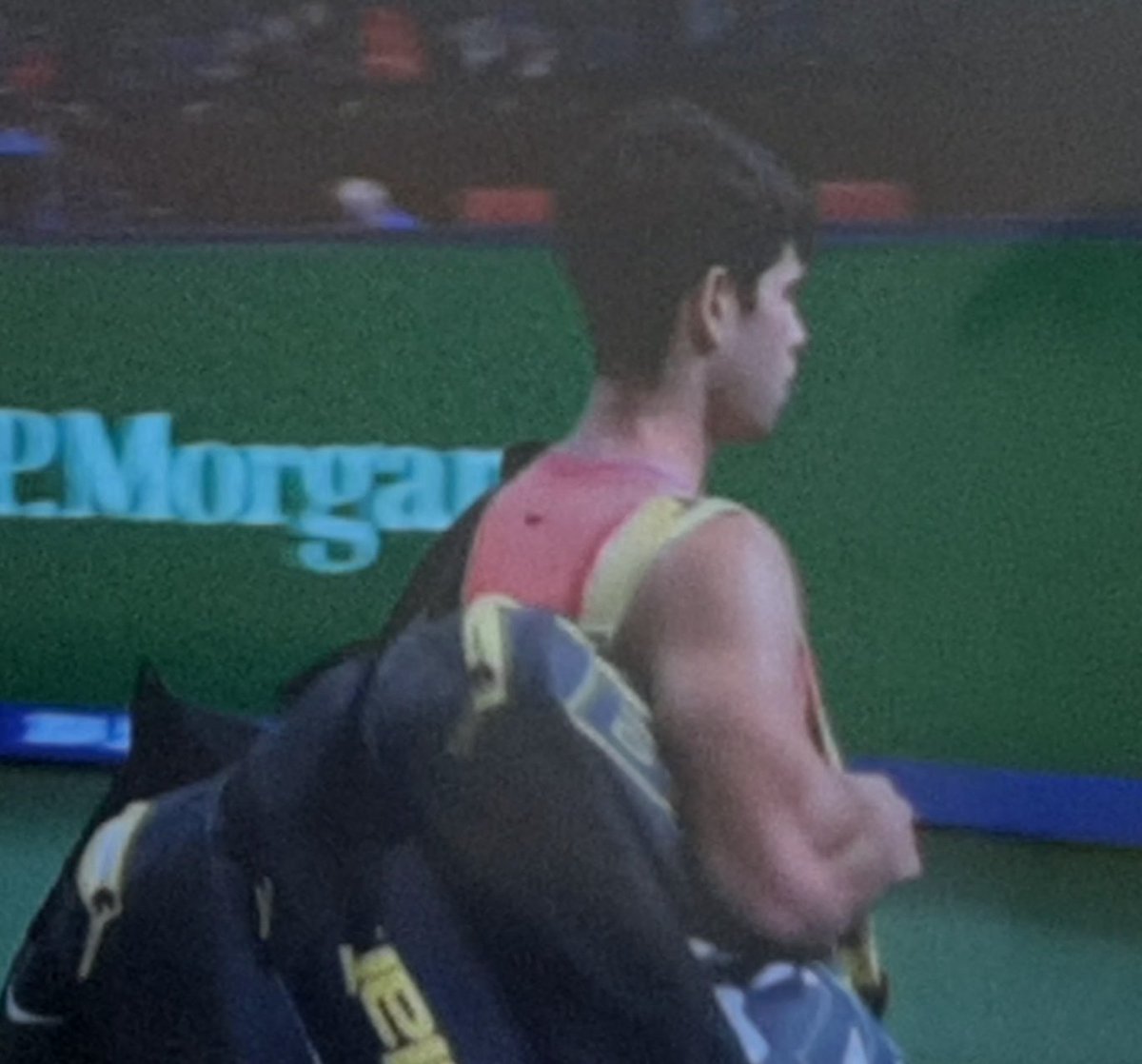 erredue68's tweet image. Per me rimane un piccolo Giuda.
Voi tenetevi il vostro parere, io tengo il mio.
Bye Bye little Judas 👋👋
#Alcaraz #RolexShanghaiMasters 
#Machac #Sinner #Shanghai