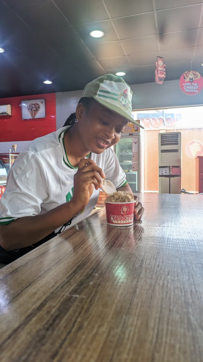 ellabarbie_'s tweet photo. Thank you @coldstoneng ๐
I received my delicious ice cream, a perfect blend of vanilla and malted cream๐ฆ
Loveeet ๐คญ
#NYSC2024 #ColdStonePOP #NYSCPOP https://t.co/2BORVuCDey