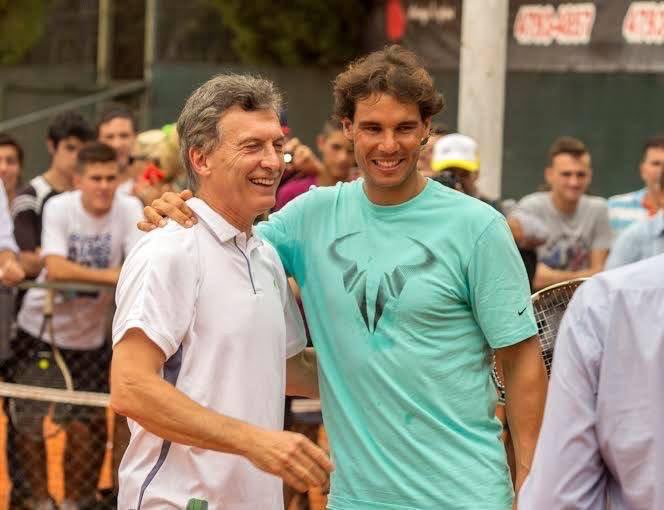 Se retira un profesional único al que seguí más de 20 años. Cada pelota que pegaba era como si fuera la última! Más allá de su talento y potencia física, Nadal tiene una mente superior para la competencia. Y como si esto fuera poco, fue siempre un señor adentro y afuera de la