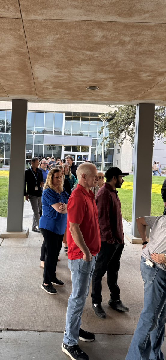 OCPresGDW's tweet photo. Once again, the @OdessaCollege team comes together in a big way, to make big things happen in our community! With a huge assist from our community, we are improving our community, together! #PostOC #PositivelyOC https://t.co/UK5gY2PbWM