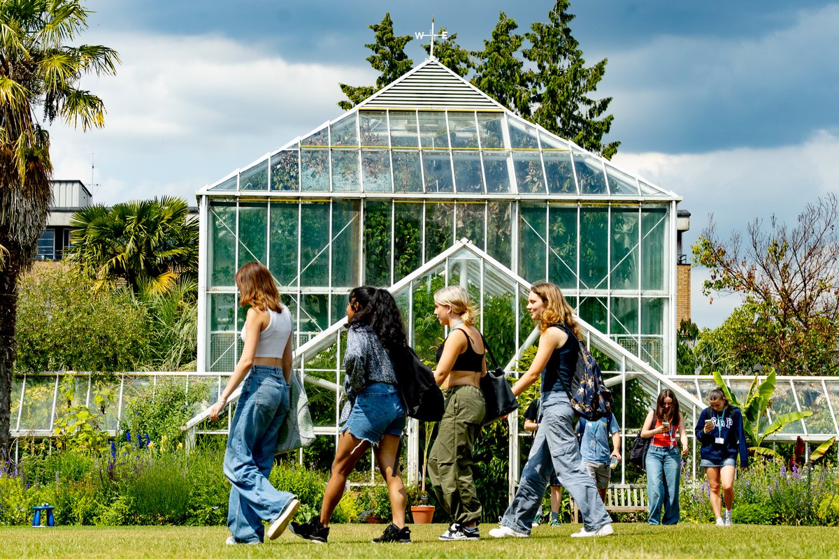 Cam Botanic Garden (@cubotanicgarden) on Twitter photo We're looking for a <a href="/Cambridge_Uni/">Cambridge University</a> student to join our board of trustees đź‘€
Passionate about the Botanic Garden's future? Apply to join our Syndicate alongside <a href="/Beverley_CUBG/">Beverley Glover</a> & <a href="/fionacreynolds/">Fiona Reynolds</a>
Please share! More info: bit.ly/CUBGSyndicate
@plantsci <a href="/CropSciCentre/">Crop Science Centre</a> <a href="/slcuplants/">Sainsbury Laboratory Cambridge University (SLCU)</a> We're looking for a <a href="/Cambridge_Uni/">Cambridge University</a> student to join our board of trustees đź‘€
Passionate about the Botanic Garden's future? Apply to join our Syndicate alongside <a href="/Beverley_CUBG/">Beverley Glover</a> & <a href="/fionacreynolds/">Fiona Reynolds</a>
Please share! More info: bit.ly/CUBGSyndicate
@plantsci <a href="/CropSciCentre/">Crop Science Centre</a> <a href="/slcuplants/">Sainsbury Laboratory Cambridge University (SLCU)</a>