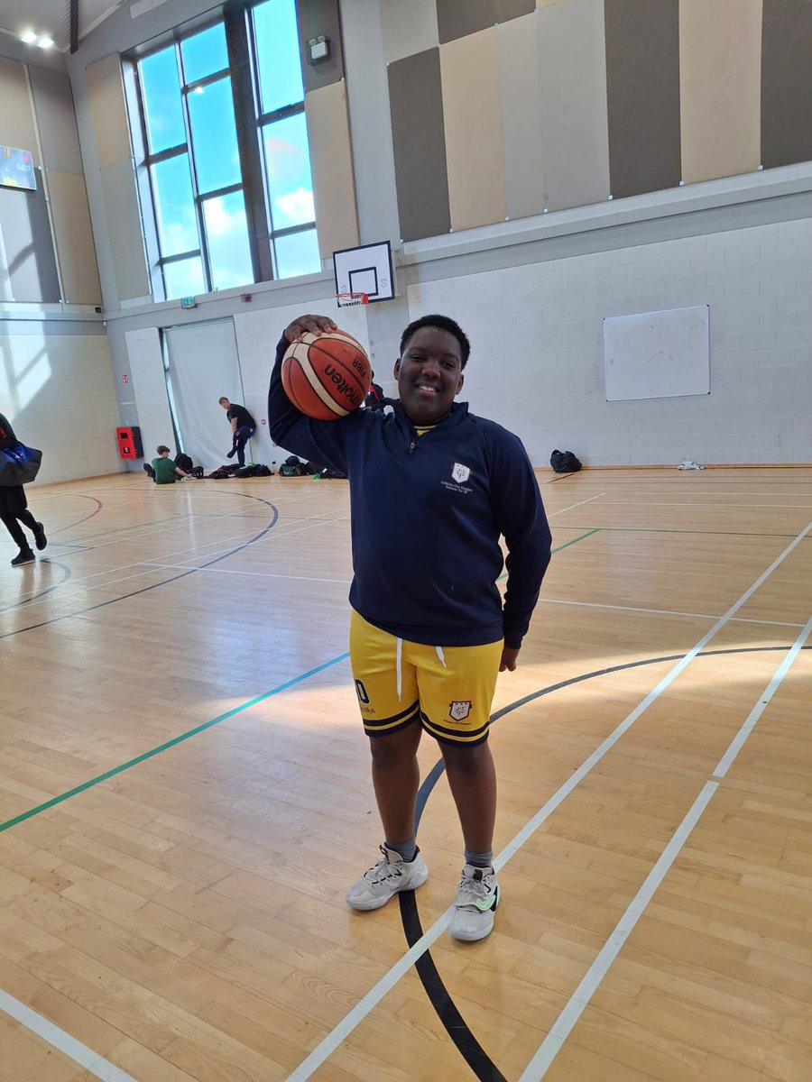 CCCPEandSport's tweet photo. Morrison Emovon (TY) with the steal and the step-back 3 vs @BeaufortCollege today. 🎯

Even the opposition showed their appreciation! 🔥 🏀 https://t.co/DOWzCzKWaS
