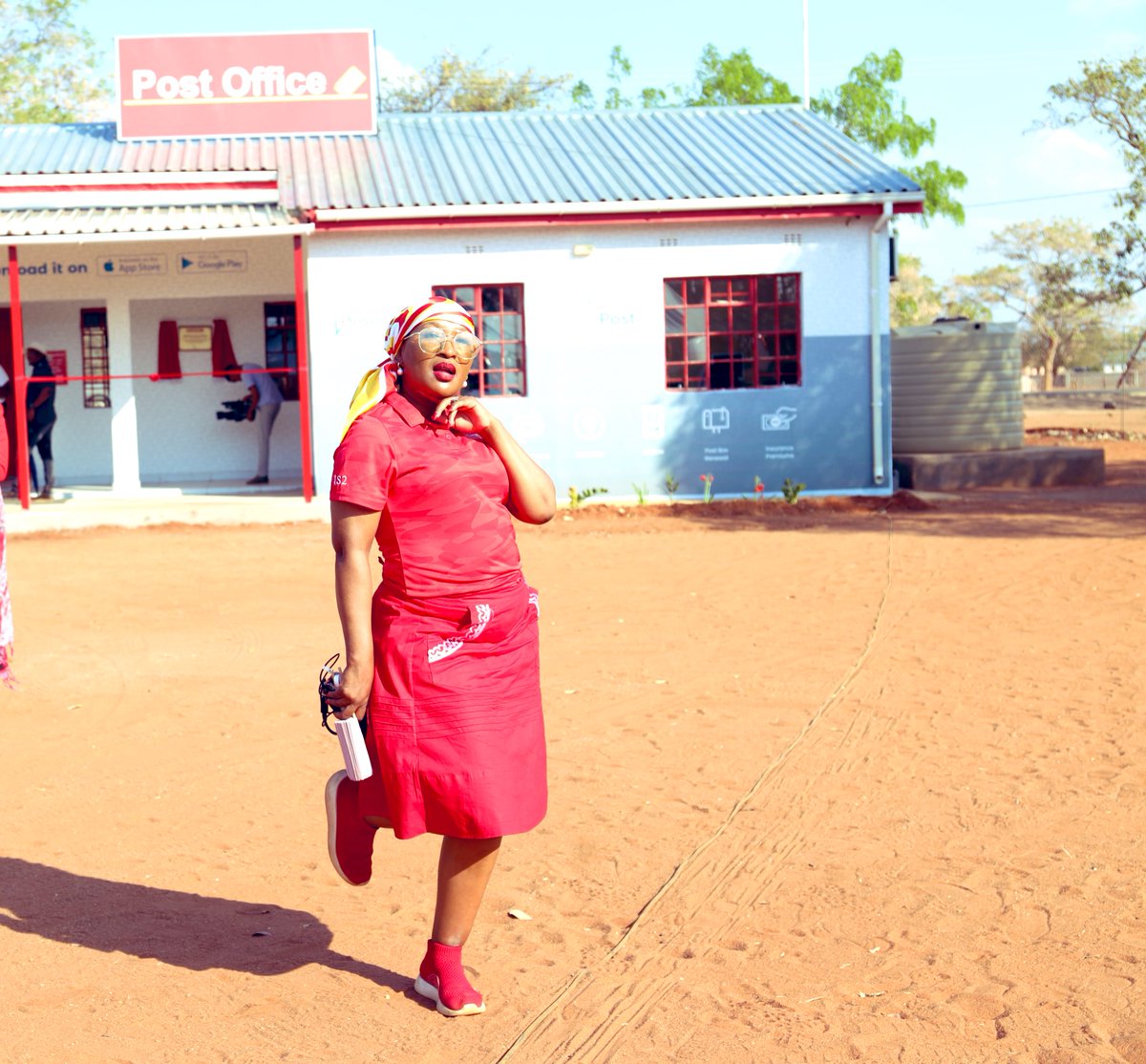 tlebotse's tweet photo. After you have delivered multiple back to back events  over 2 days 📮 

@UPU_UN  World Post Day
#TatiSiding Poso Mall Official Launch 
#Lerala Post Office Opening 
#Ratholo Post Office Opening 

I am a #Smover📮 MmaPoso 📮 https://t.co/xEE6uTfCnJ