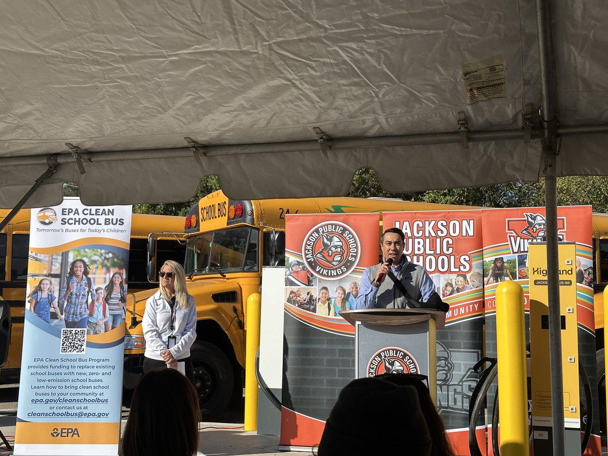 Michigan EIBC (@mi_eibc) on Twitter photo Congratulations to Michigan EIBC member <a href="/HighlandFleets/">Highland Electric Fleets</a> and <a href="/JPSDistrict/">Jackson Public Schools</a> for rolling out 21 brand-new electric school buses 🚍 this past Tuesday! Congratulations to Michigan EIBC member <a href="/HighlandFleets/">Highland Electric Fleets</a> and <a href="/JPSDistrict/">Jackson Public Schools</a> for rolling out 21 brand-new electric school buses 🚍 this past Tuesday!