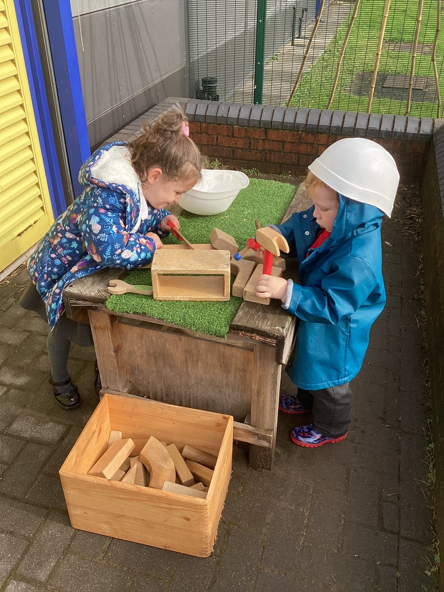 mbnursery15318's tweet image. 🛠️✨ Building fun in our nursery classroom! Today, we explored creativity with blocks, towers, and teamwork. Watching little hands construct their ideas is pure joy! 🏗️💖 #BuildingFun #EarlyLearning #CreativeKids @MBDeputyHead  @MillbrookP