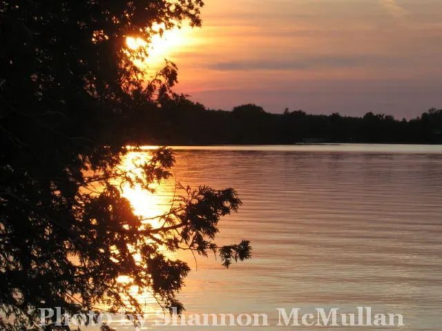 Sunset, Lake Kagawong, Manitoulin Island. buff.ly/4enHhb4 #travel #manitoulin #manitoulinmagic