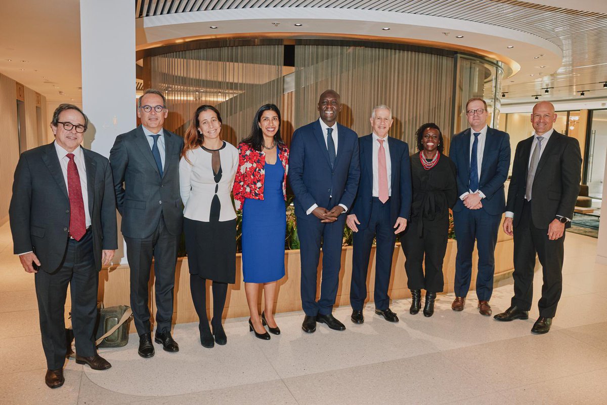 Glad to meet with <a href="/ninetyone_uk/">Ninety One UK</a>'s <a href="/Hendrik_du_Toit/">Hendrik du Toit</a> and team in London. We discussed innovative financing structures, infrastructure opportunities and enhancing our collaboration to boost investment in emerging markets.