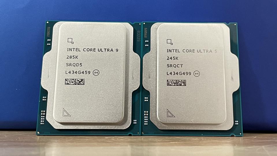 ForbesGames's tweet image. Intel has finally announced its Arrow Lake Core Ultra 200 desktop processors - the successors to the current 14th Gen models.
go.forbes.com/c/i2sd