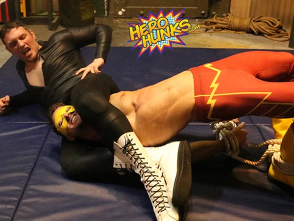WrestlerForHire's tweet photo. Having a "friendly" tournament with you.
Who has a better way to put someone to sleep?
#DJBeckhamJr's #DragonSleeper on #CalebKlein
https://t.co/BEXPtdjeSu
-OR-
#NickJustice's #headscissors to a #hogtied #Dash?
https://t.co/42uBQqdLqH https://t.co/OB25cbgLdq