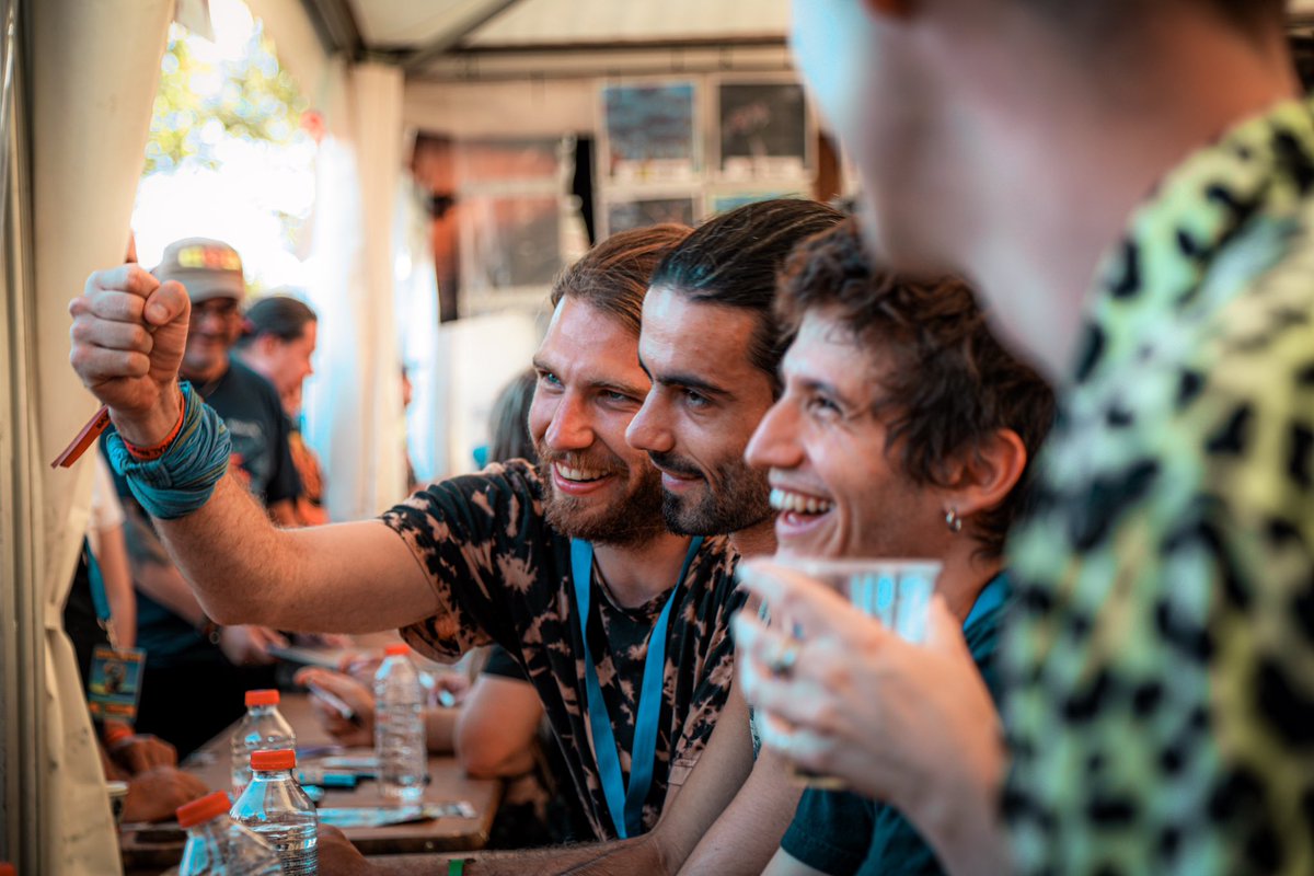 okgoodnightband's tweet photo. Do you own anything signed by 𝓞𝓴 𝓖𝓸𝓸𝓭𝓷𝓲𝓰𝓱𝓽? Share your memories with us in the replies!👇
📸 by Hiromi Berridge
#OkGoodnight #Merch #Signed #SigningSession #NOTP #Explore https://t.co/hTaNRBxPjx