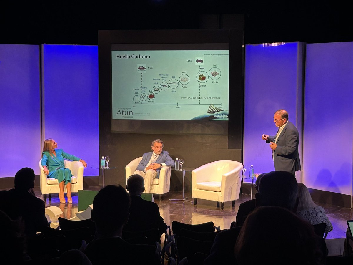 ‘El #pescado está muy bien situado desde punto de vista #huelladecarbono y consumir dos - tres raciones a la semana responde al patrón de una #dietasostenible’: Gumersindo Feijóo, catedrático Ingeniería Química 
<a href="/UniversidadeUSC/">USC</a> en VI edición #CongresoDelAtún2024 <a href="/conatun2024/">Congreso del Atún</a>