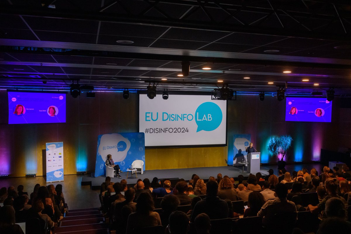 Věra Jourová tweet media