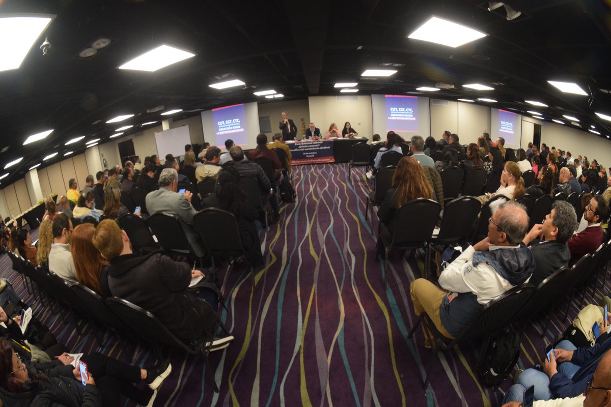 UNI Américas (@uniamericas) on Twitter photo 🇨🇴Más de 140 compañerxs del movimiento sindical colombiano se reúnen hoy en Bogotá para debatir sobre los desafíos del movimiento sindical en torno a la Reforma Laboral.
Organizado por <a href="/uniamericas/">UNI Américas</a> y las centrales <a href="/ctccolombia/">Confederación de Trabajadores de Colombia CTC</a> <a href="/cutcolombia/">Central Unitaria de Trabajadores</a> <a href="/CGTCol/">CGT Oficial Colombia</a> 🇨🇴Más de 140 compañerxs del movimiento sindical colombiano se reúnen hoy en Bogotá para debatir sobre los desafíos del movimiento sindical en torno a la Reforma Laboral.
Organizado por <a href="/uniamericas/">UNI Américas</a> y las centrales <a href="/ctccolombia/">Confederación de Trabajadores de Colombia CTC</a> <a href="/cutcolombia/">Central Unitaria de Trabajadores</a> <a href="/CGTCol/">CGT Oficial Colombia</a>