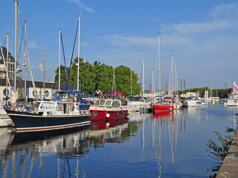 Caen (14) : deux migrants clandestins font boire une boisson empoisonnée à des jeunes filles et les agressent sexuellement. Le Marocain est OQTF, le soudanais a été déjà condamné deux fois pour agression sexuelle
 fdesouche.com/2024/10/10/cae…
