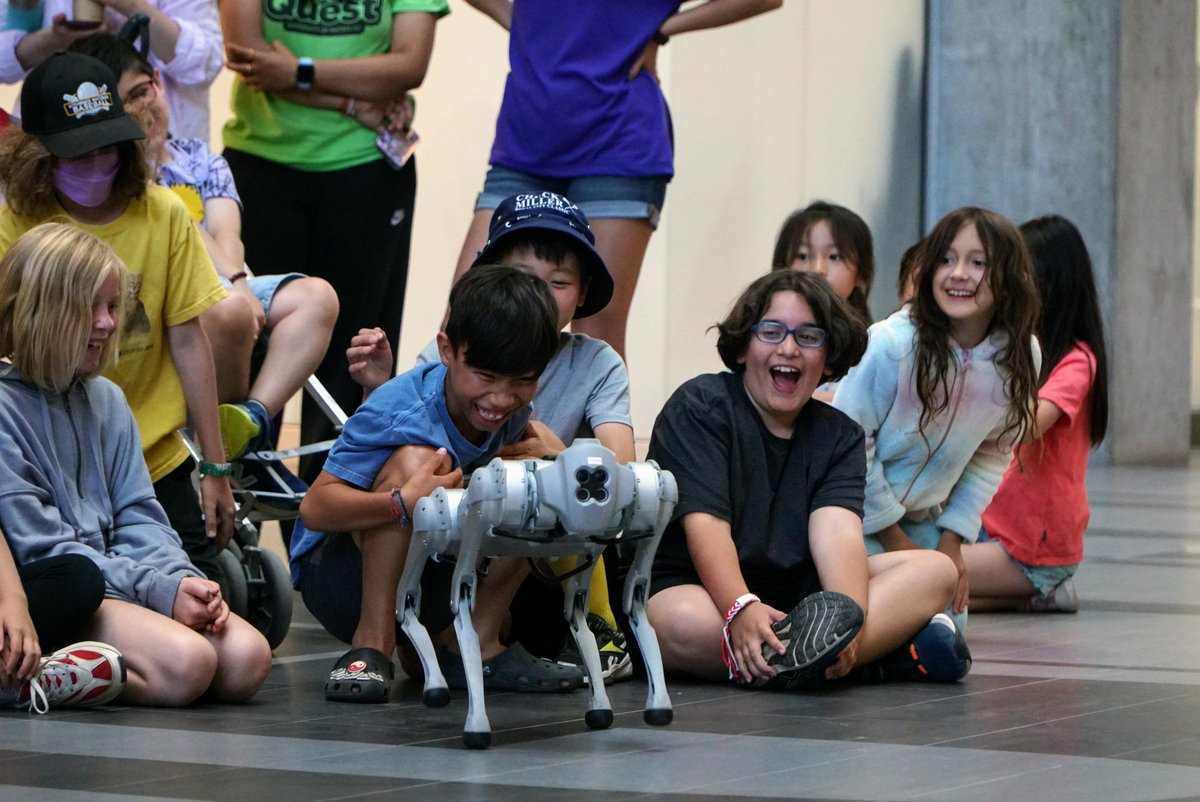 WaterlooENG's tweet photo. @UWEngOutreach brings hands-on STEM learning to youth! This summer, 50 student staff reached 10,500+ youth through camps, workshops, and events. Check out our after School Clubs, Events, and PD Day Camps open for registration this fall! 

🔗 https://t.co/Ej9go4nlhs https://t.co/NKTzQZ4tVT