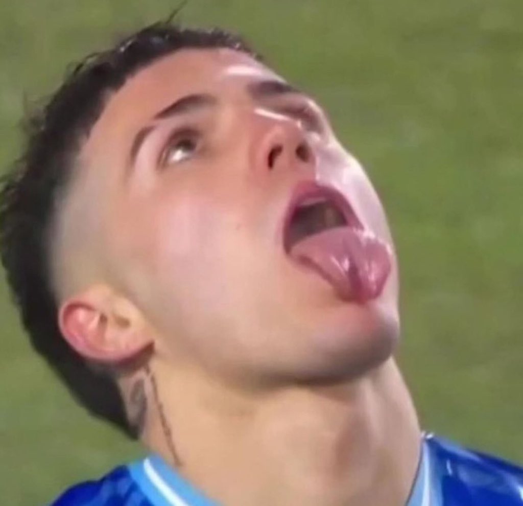 eu quando to no cio e vejo homem, homem velho, homem novo, homem magro, homem sheipado, homem branco, homem negro…